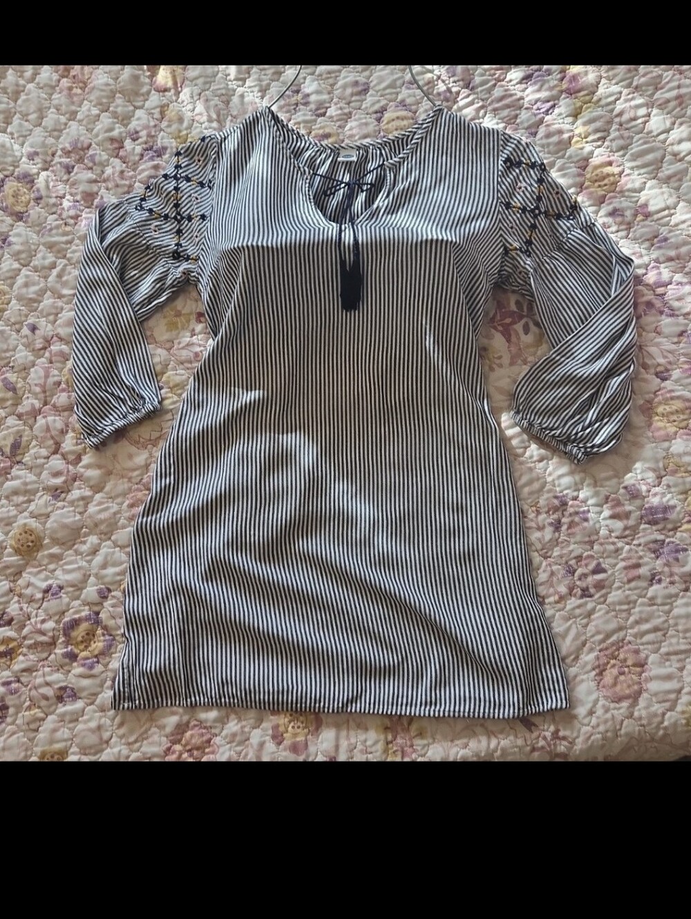 Old Navy Striped V-Neck Tassel Tunic Dress in Blue and White - Picture 11 of 11